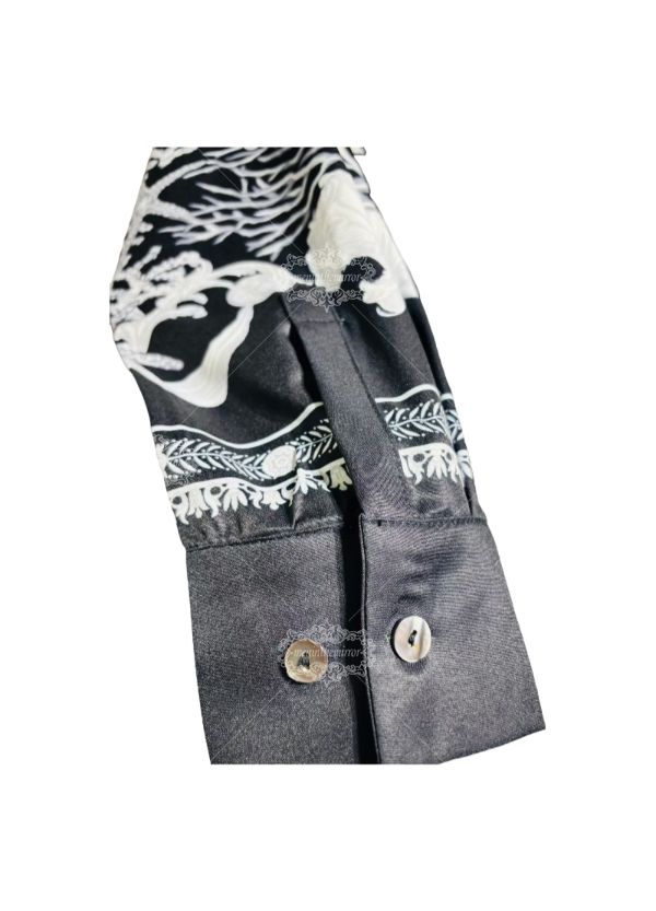 أحادية اللون البحرية الباروك قميص / الترفيه طوق