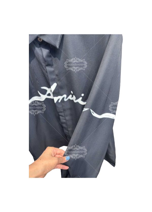 أسود أميري النصي شعار قميص / الترفيه طوق