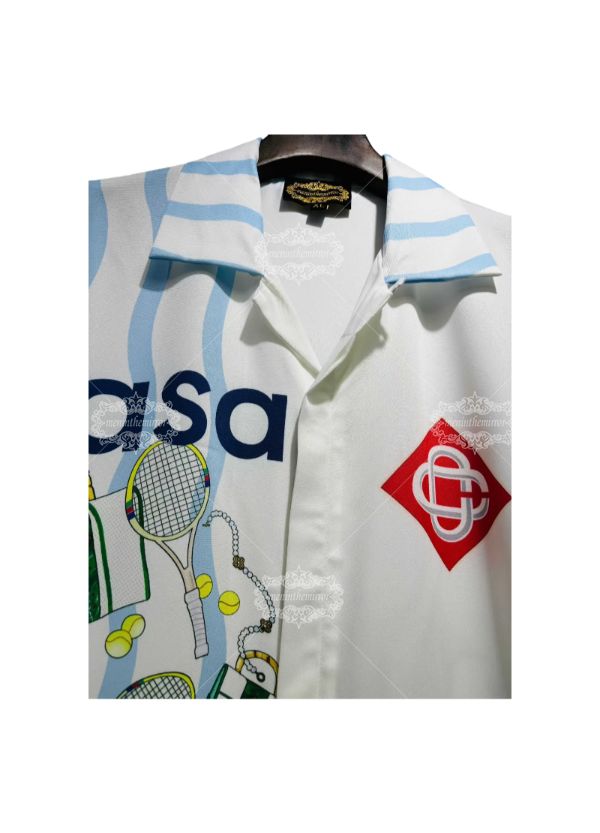 الأبيض والأزرق موجة شريط تنس عنصر طباعة قميص | الرياضة لوكس منتجع طويل